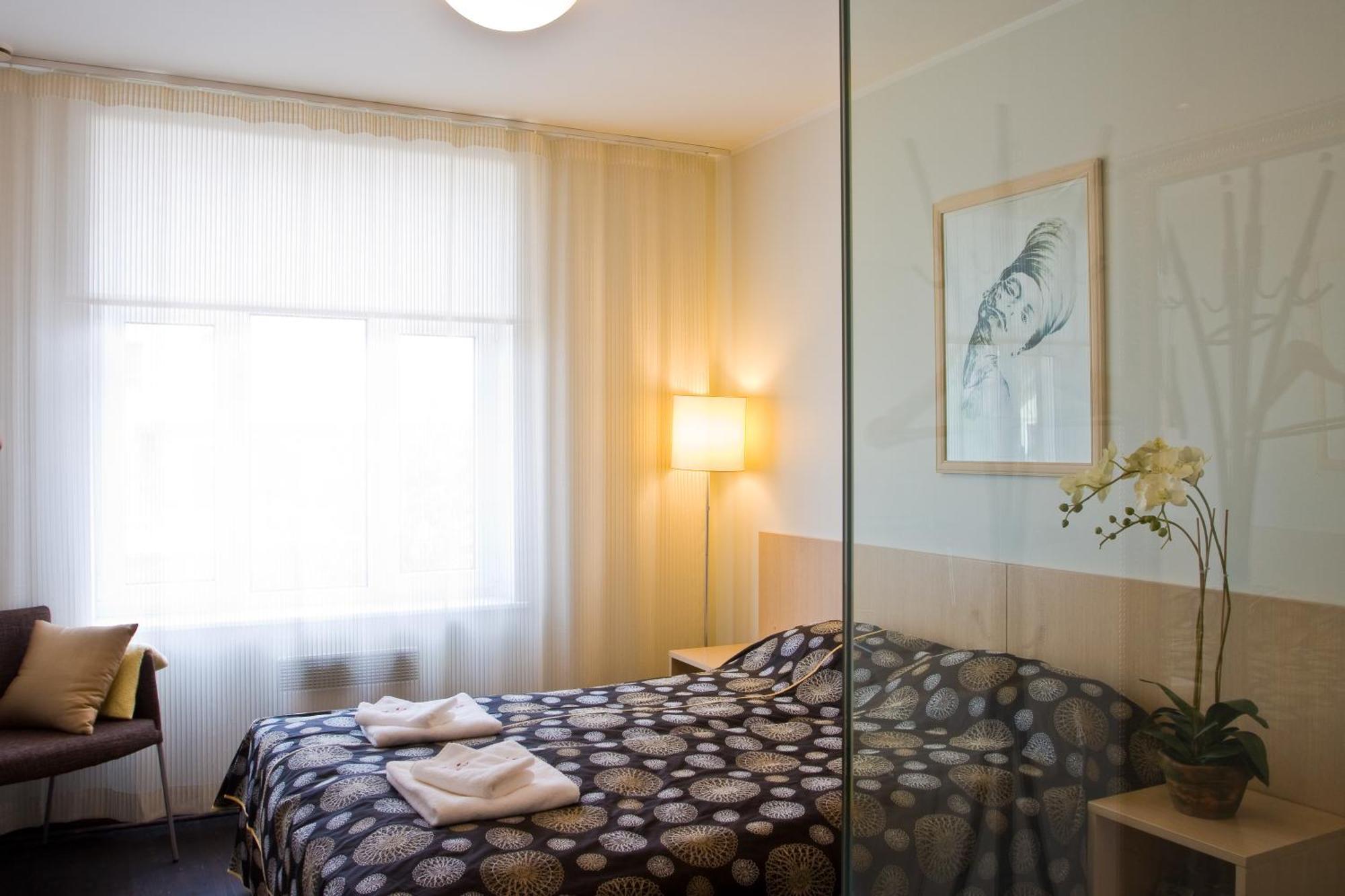 Art Hotell รักเวเร ภายนอก รูปภาพ